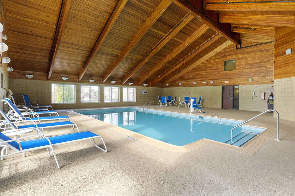 Comfort Inn Rehoboth Beach 87 1 3 7 Rehoboth Beach Hotel Deals Reviews Kayak