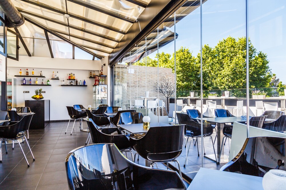 阿拉梅达庭院酒店, 塞维利亚, 酒店内酒吧