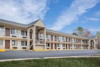 Top 10 Hotels In Whitsett North Carolina