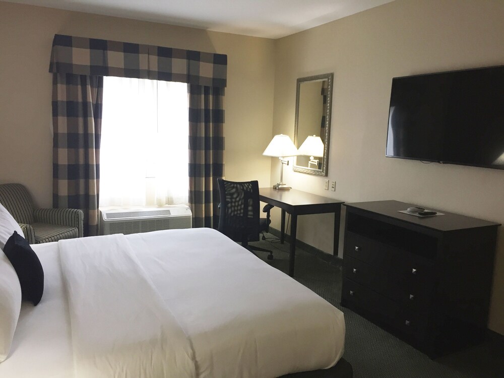 Book Country Inn & Suites by Radisson, Elizabethtown, KY in