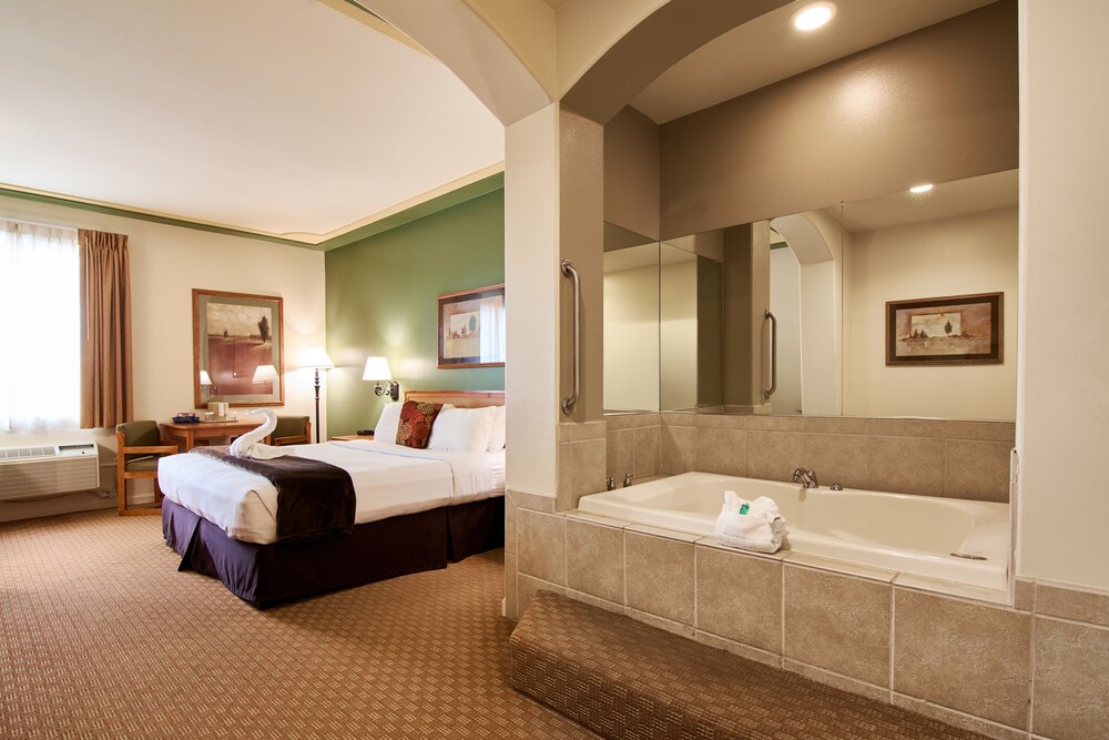 Rolling hills casino corning ca phone number