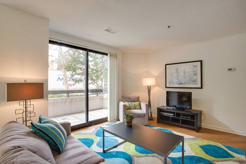Book Oakwood Crystal City In Arlington Hotels Com Book Oakwood Crystal City In Arlington Hotels Com