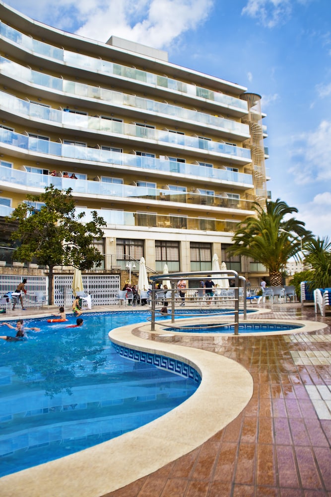 Esplai Hotel Calella Info Photos Reviews Book At Hotels Esplai Hotel Calella