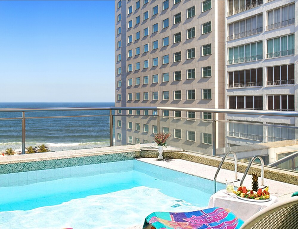 Book Windsor Martinique Hotel In Rio De Janeiro Hotels Windsor Martinique Hotel Rio De Janeiro Outdoor Pool