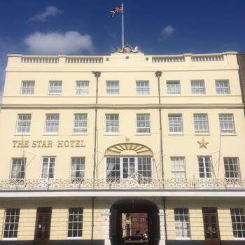 Late Rooms In Southampton Last Minute Deals Up To 50 Off Hotels Enter Your Dates For Our Southampton Last Minute Prices