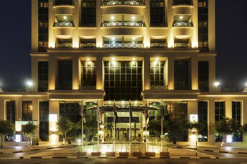 احجز فندق كورال دبي الديرة في دبي قارن أسعار الفنادق في دبي