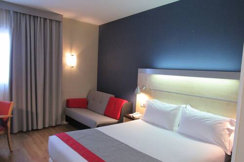 Book Holiday Inn Express Madrid Alcobendas In Alcobendas Hotels Com