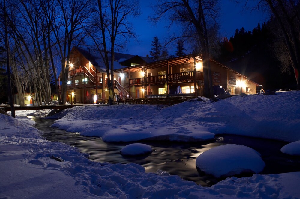Sipapu Ski and Summer Resort (Vadito, Nuevo México) Hoteles en Vadito
