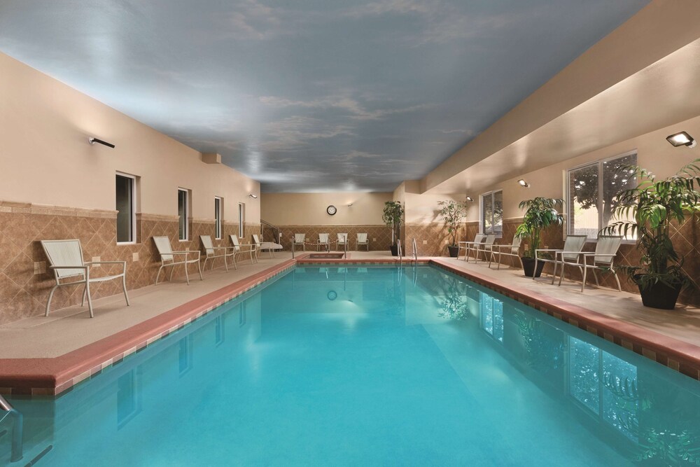 Book Country Inn Suites By Radisson Gainesville Fl In Gainesville Hotelscom
