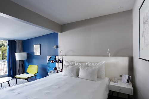 Book Hotel Napoleon In Menton Hotels Com