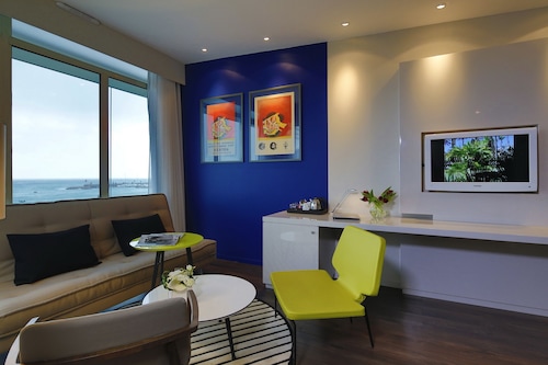 Book Hotel Napoleon In Menton Hotels Com