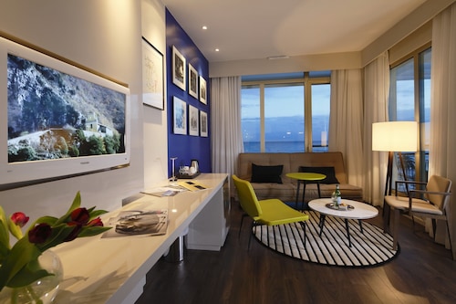 Book Hotel Napoleon In Menton Hotels Com
