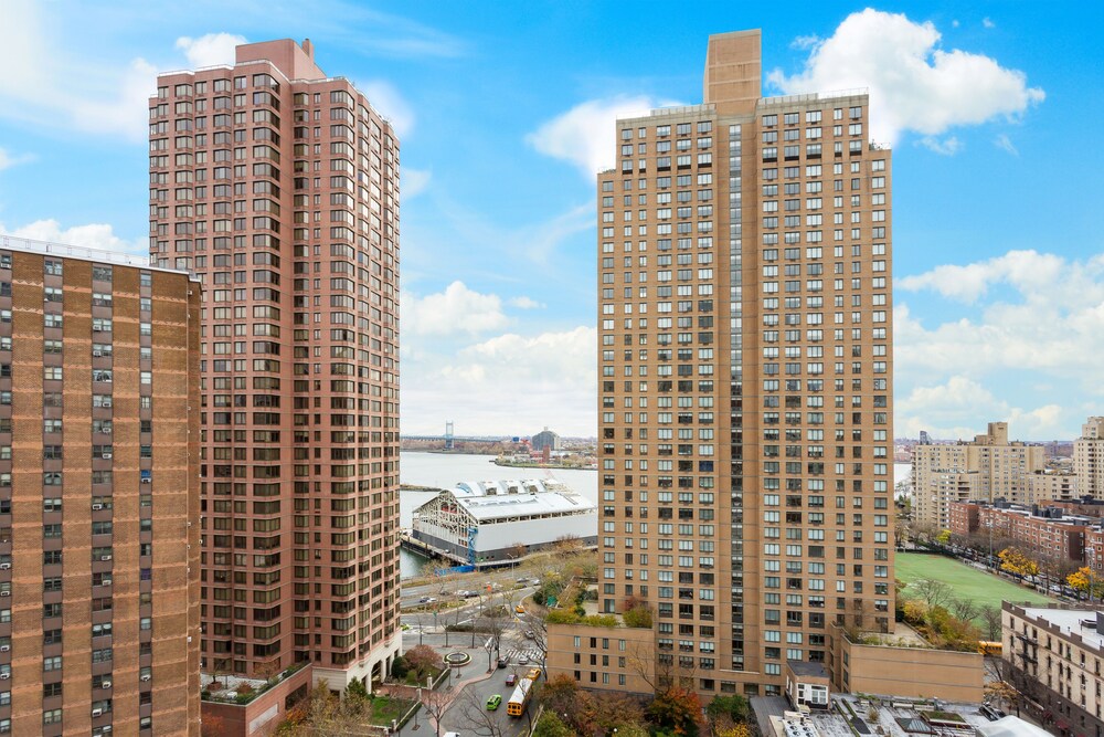 Book Courtyard By Marriott New York Manhattan Upper East Side In Courtyard By Marriott New York Manhattan Upper East Side View From Hotel