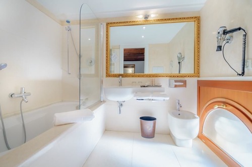 Hotel Palazzo Vitturi Venice Info Photos Reviews Book At Hotels Com