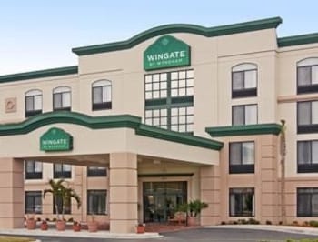 panama lynn haven hotels wingate florida pet cats dogs fl friendly wyndham area