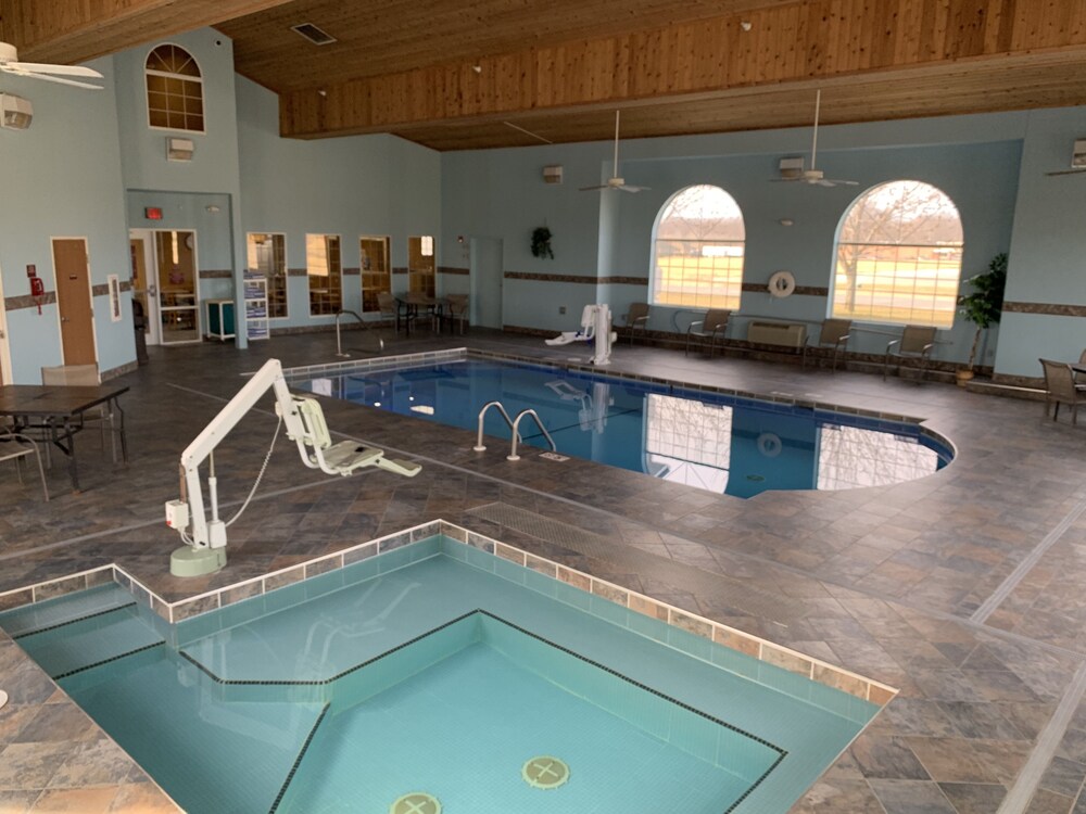 hotels in osage beach mo with indoor pool
