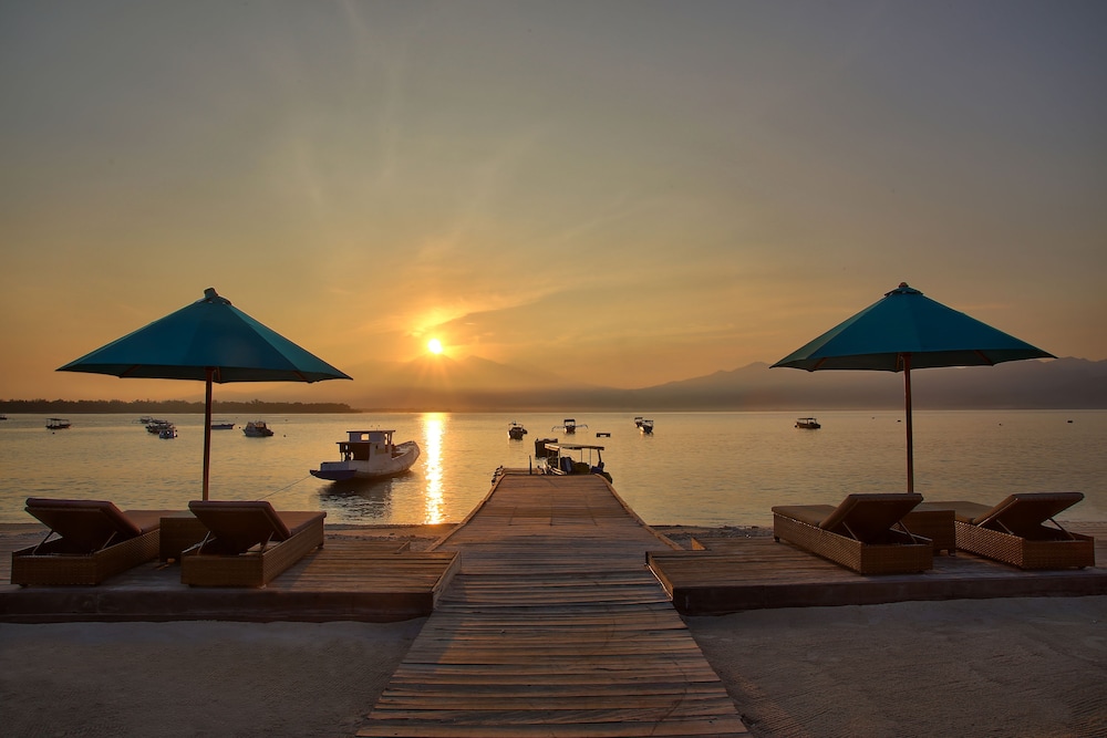 ヴィラ オンバク