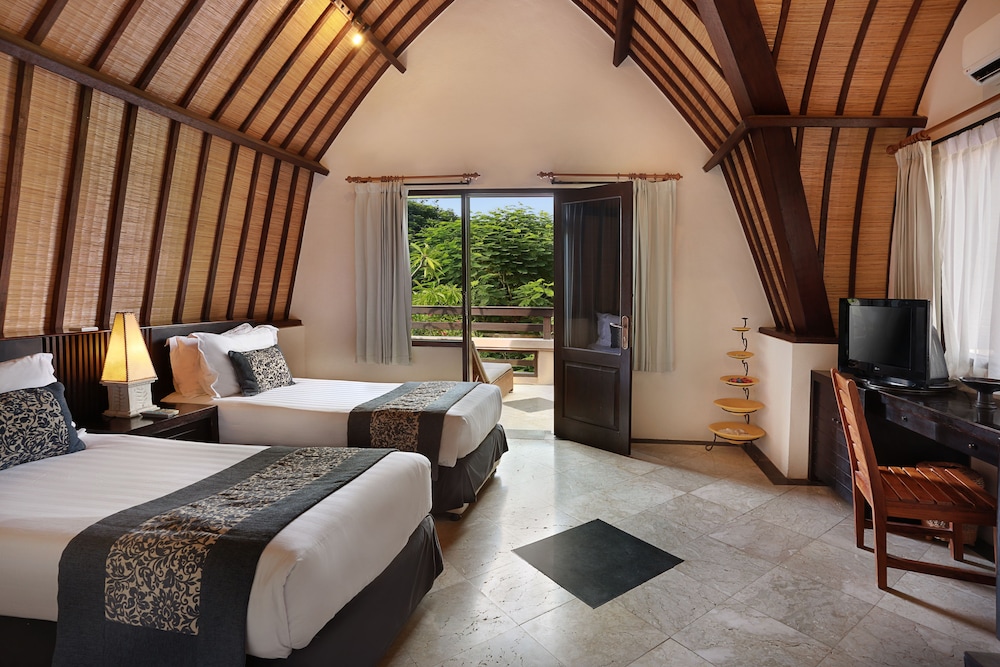 ヴィラ オンバク