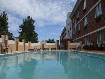 15 Closest Hotels To Salisbury University In