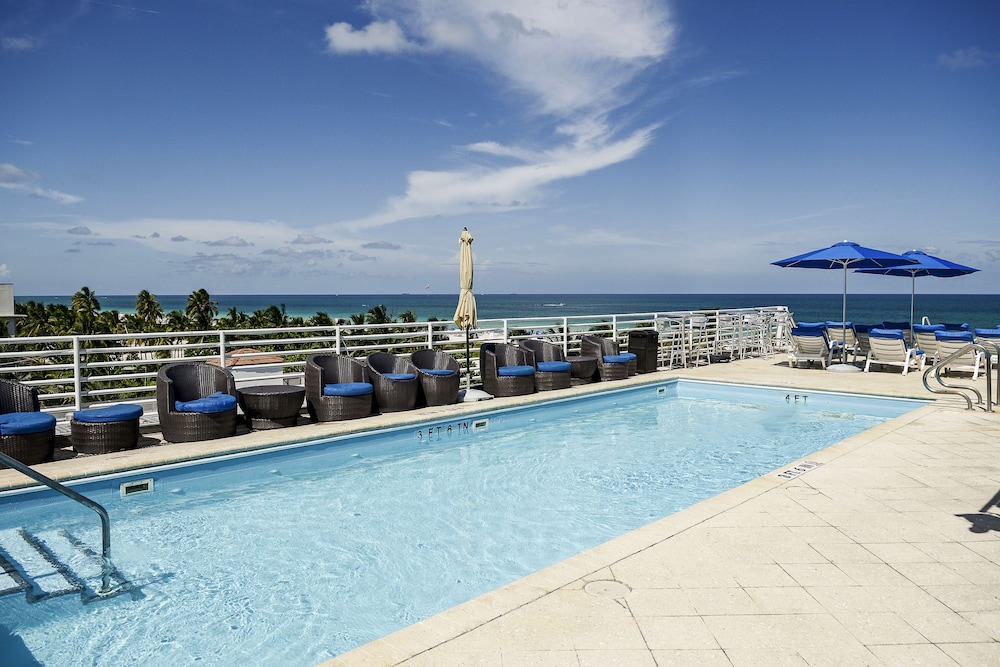 Congress Suites At The Strand Miami Beach United States Of America Congress Suites At The Strand Miami Beach Rooftop Pool