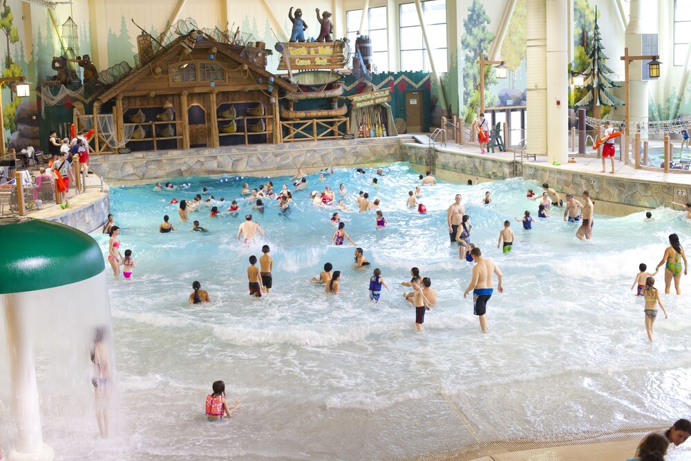 Great Wolf Lodge Pocono Mountains Pa Scotrun Info Photos Reviews Book At Hotels Com