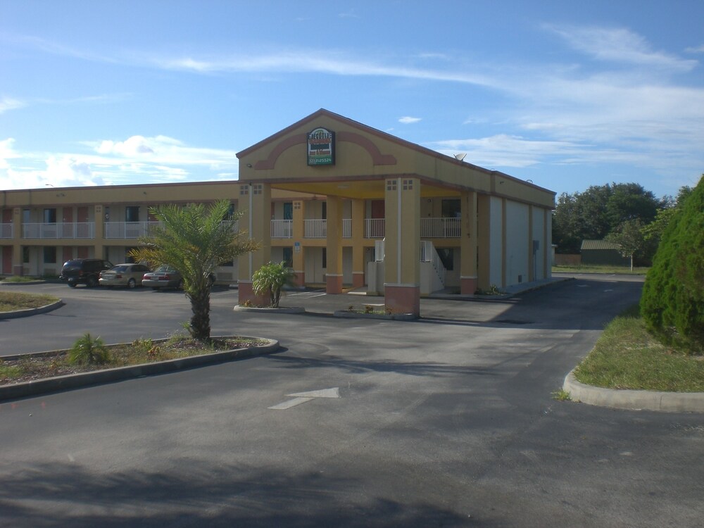 Book Executive Garden Usville Hotel In Hotels Executive Garden Usville Hotel
