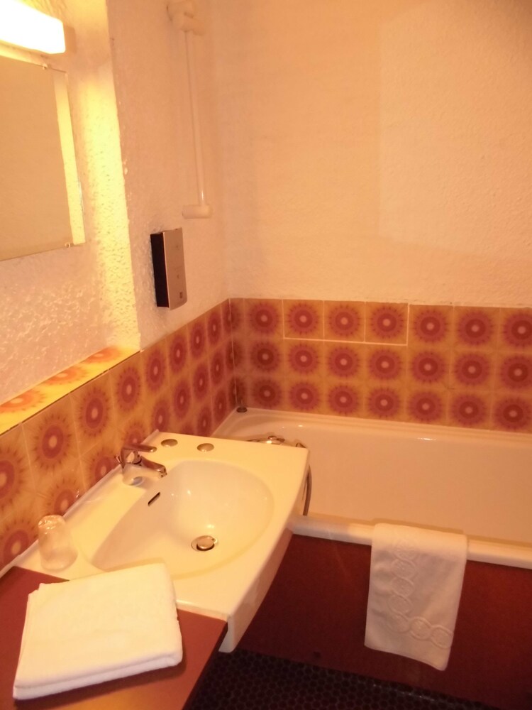 Le Challans Challans Hotels Com