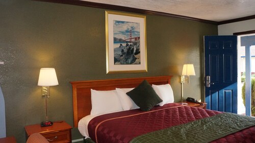 Best Cheap Hotels In Corning From 63night Hotelscom