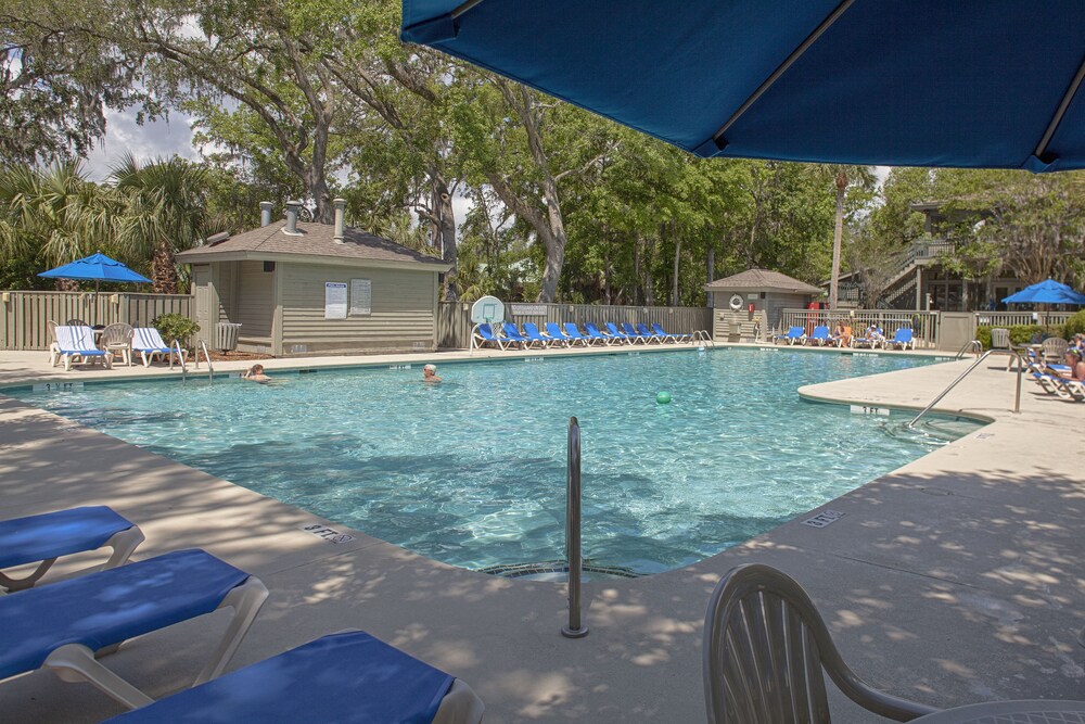 Book Shipyard Resort by Spinnaker Resorts in Hilton Head Island