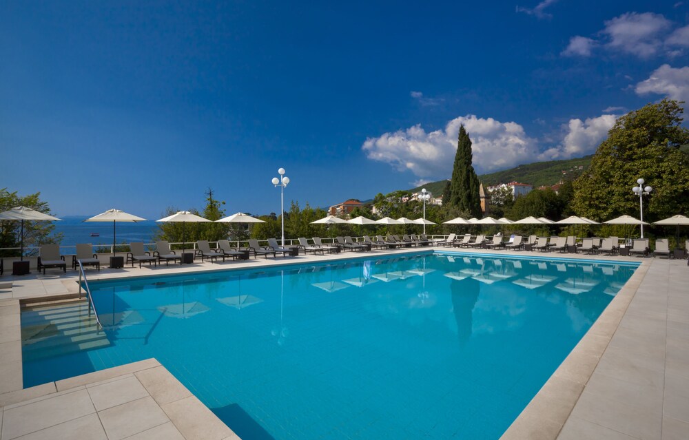 Hotel Ambasador - Liburnia in Opatija - Hotels.com