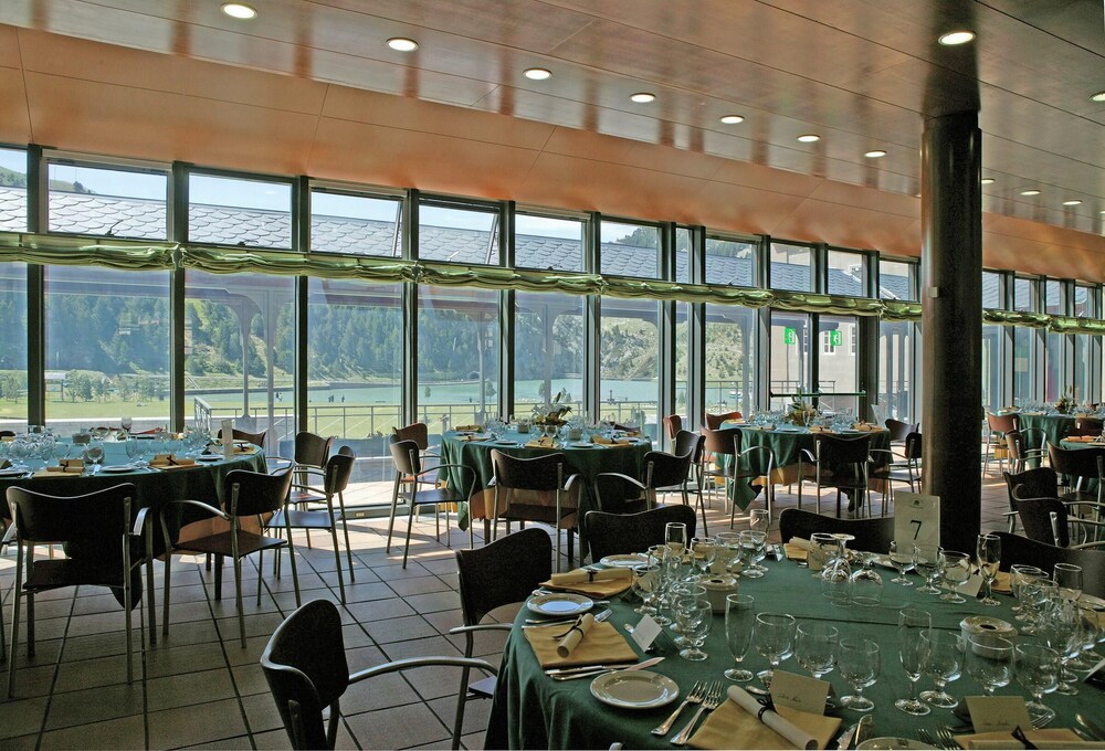 バル デ ヌリア ケラルブス の宿泊予約 ホテルズドットコム