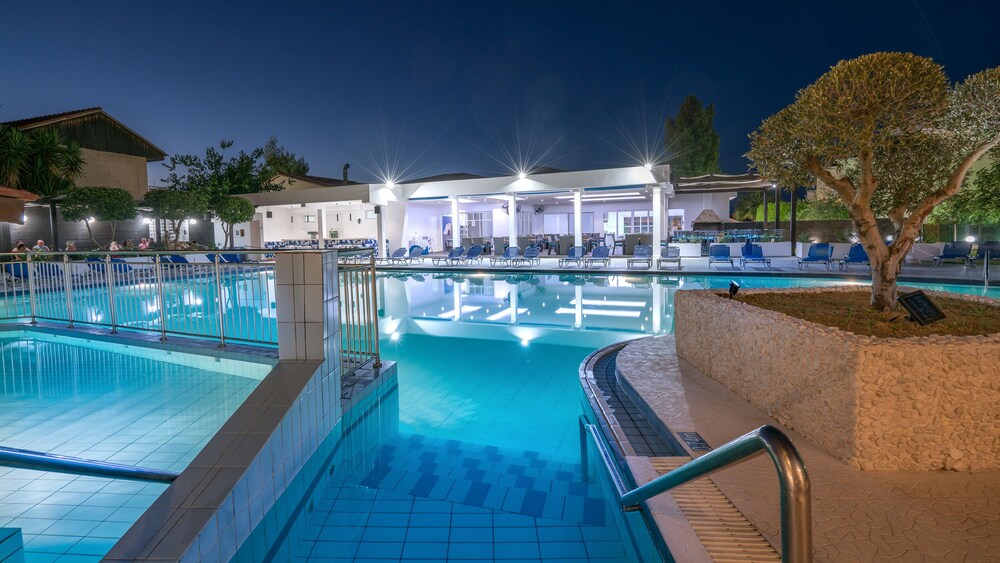 palace hotel zakynthos