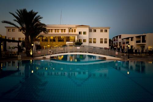 book kefalos beach tourist village in paphos and vicinity hotels com