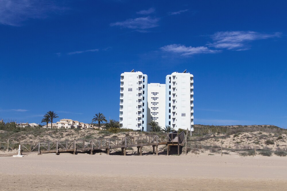Hotel Playas De Guardamar In Guardamar Del Segura Hotels Com