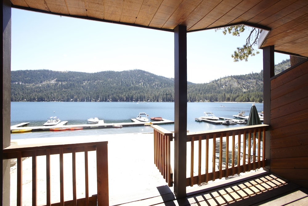 Book Donner Lake Village In Truckee Hotels Donner Lake Village Truckee