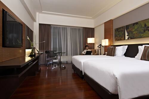 Book Impiana Klcc Hotel In Kuala Lumpur Hotels Com Book Impiana Klcc Hotel In Kuala Lumpur Hotels Com