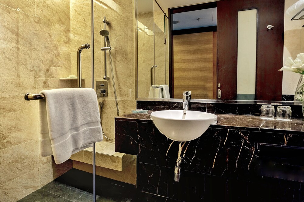 Book Impiana Klcc Hotel In Kuala Lumpur Hotels Com