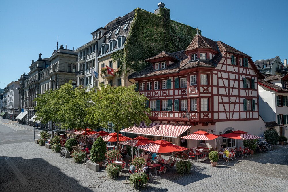 https://kr.hotels.com/ho243502/hotel-lebeuseutag-lucheleun-lucheleun-seuwiseu/ 호텔 레브스탁 루체른 (Hotel Rebstock Luzern)
