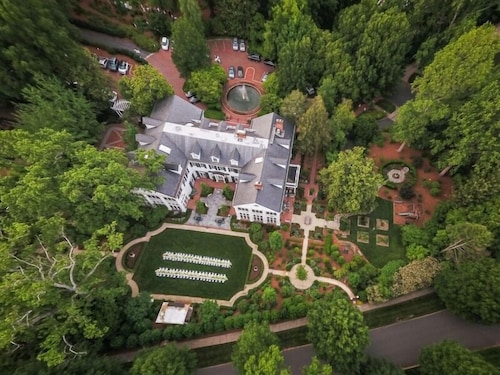 Book The Duke Mansion In Charlotte Hotels The Duke Mansion Charlotte Aerial View