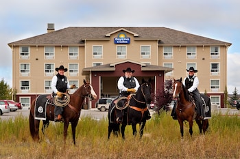 Picture of Days Inn & Suites - Cochrane in Cochrane