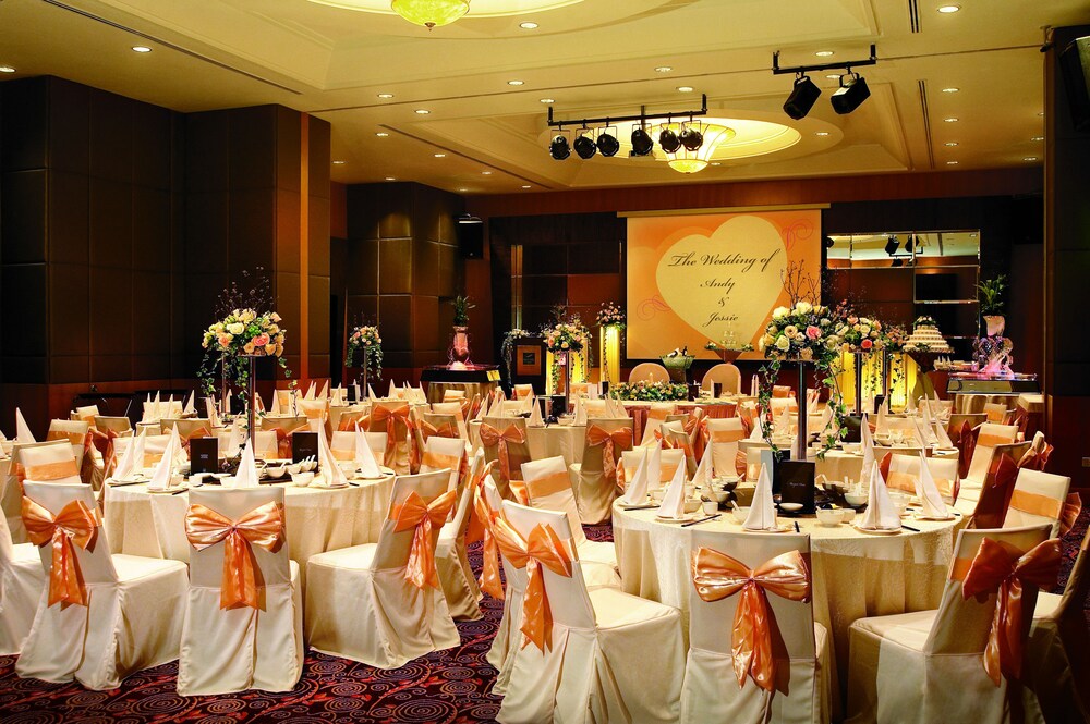 Book Novotel Kuala Lumpur City Centre in Kuala Lumpur  Hotels.com