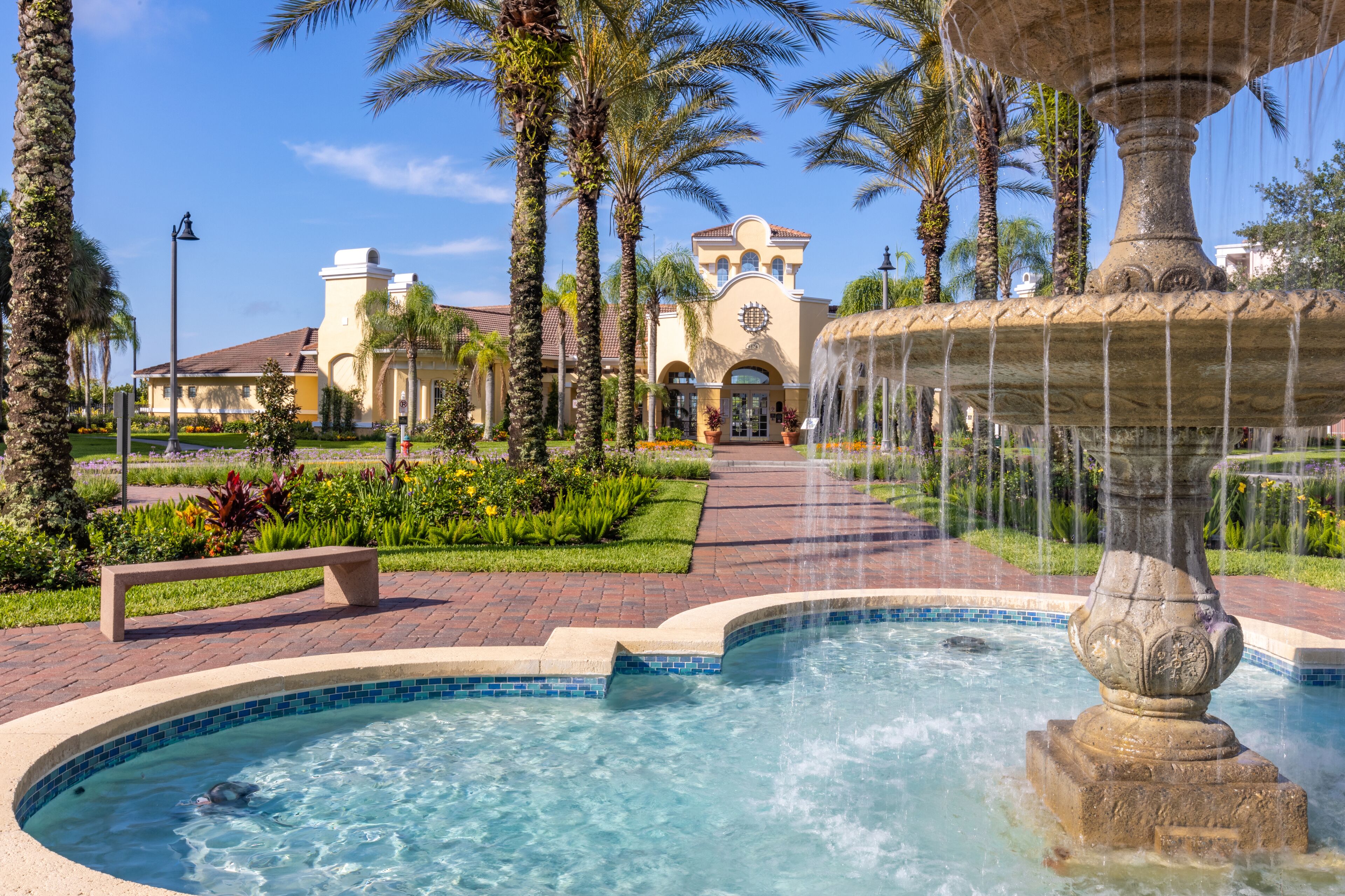 Book Vista Cay Resort by Millenium at Universal Blvd in Orlando  Hotels.com
