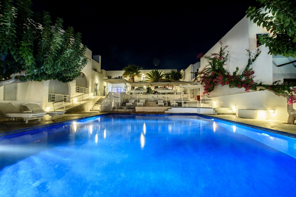 Rk Beach Hotel Santorini Greece S Rk Beach Hotel Santorini