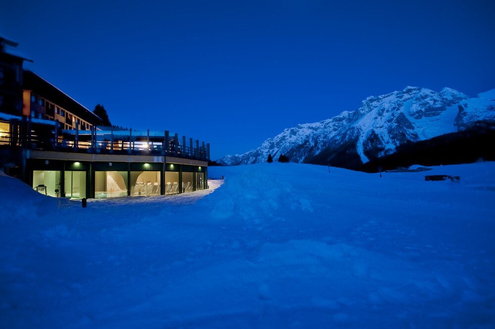 Book Th Madonna Di Campiglio Golf Hotel In Pinzolo Hotels Com