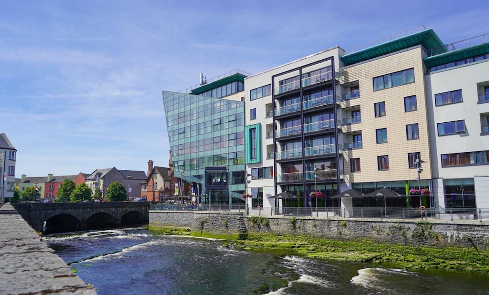 Book The Glasshouse in Sligo