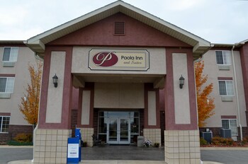 Hotels In Paola From 89 Night