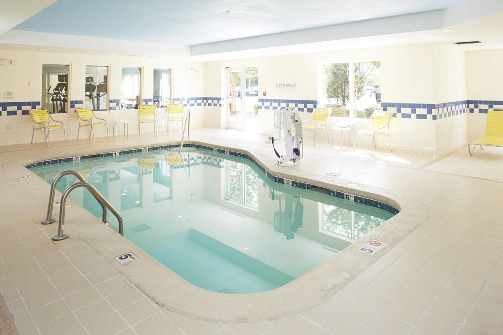 Book Fairfield Inn Suites By Marriott Atlanta Stonecrest In Lithonia Hotelscom