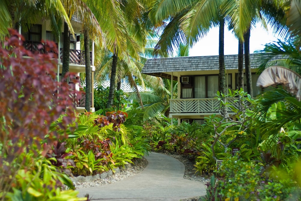 Book The Edgewater Resort and Spa in Rarotonga