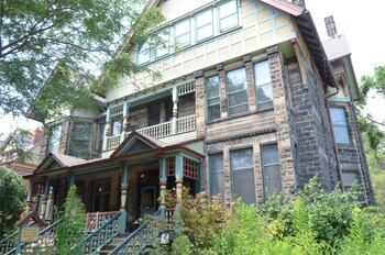 Top 10 Cleveland Hotels Near Metroparks Zoo Ohio Top 10 Cleveland Hotels Near Metroparks Zoo Ohio