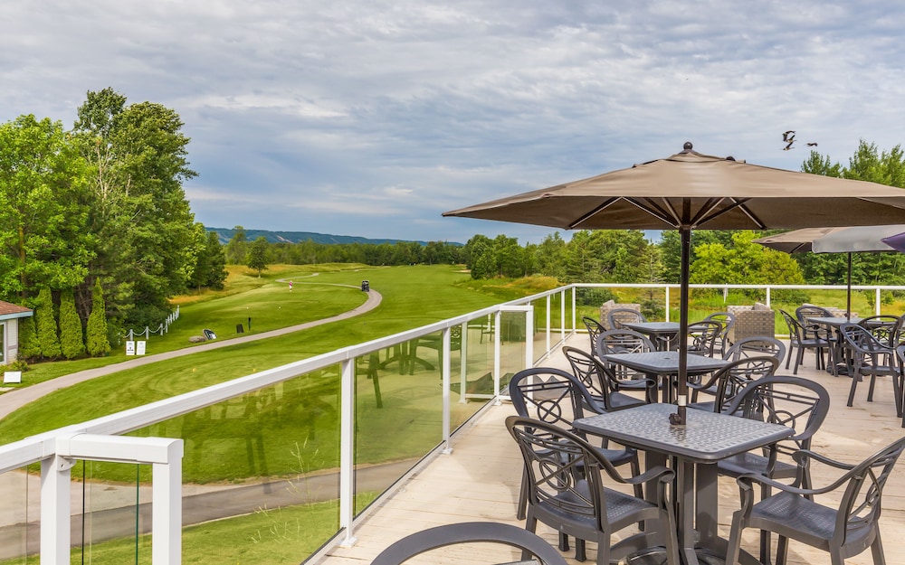 Cranberry Resort Collingwood Canada Book Cranberry Resort in Collingwood | Hotels.com